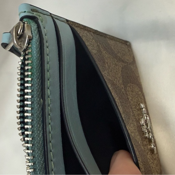 COACH MINI SKINNY ID WALLET - Picture 4 of 7